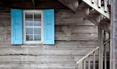 Επέστρεψε σπίτι μετά από 6 μήνες και το είδε άνω κάτω για απίθανο λόγο (photos)