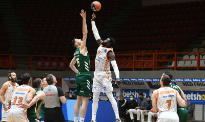 Προμηθέας: Πρόβλημα με Τζεράι Γκραντ!