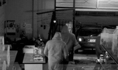 Βίντεο ντοκουμέντο: Έτσι δρούσαν οι αμετανόητοι ληστές στη Θεσσαλονίκη - 36 ληστείες σε ένα μήνα