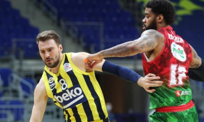 Φενέρμπαχτσε - Καρσίγιακα 71-80: Με Μόργκαν έκανε το 1-1