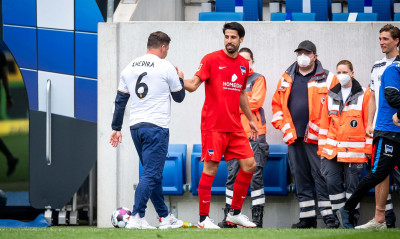 Bundesliga: Η αποθέωση του παγκόσμιου πρωταθλητή, ο οποίος αποσύρεται! (video+photos)