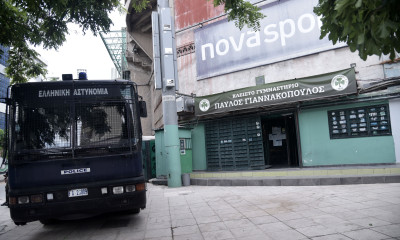 Κλούβες αντί για κάλπες έστησε η χούντα του Αυγενάκη - Έκανε «αστακό» την άδεια Λεωφόρο Αλεξάνδρας