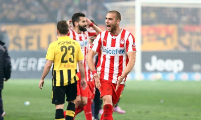 Χαμός με Κασάμι στην Πάρο - «Ντου» στο αυτοκίνητο από οπαδούς της ΑΕΚ και... απάντηση