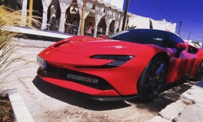 Έλληνας ποδοσφαιριστής κυκλοφορεί σε νησί με Ferrari SF90 Stradale (pics)
