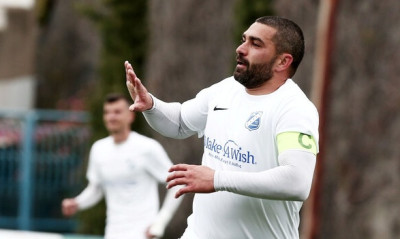 Καλλιθέα: Ρήξη χιαστών ο Μαρουκάκης