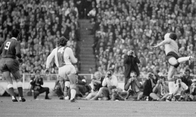 Live η εκδήλωση της πρεσβείας της Ολλανδίας για το Γουέμπλεϊ!