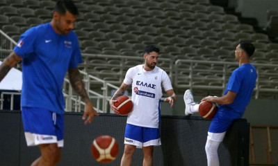 Αθηναίου: «Δούλεψα σκληρά - Τιμή και περηφάνια η Εθνική»