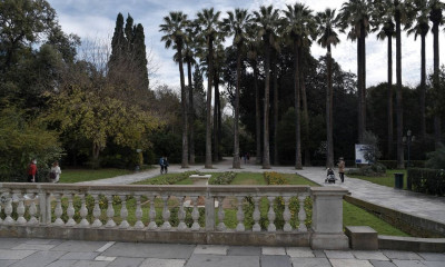 Τουρκάλα «συνέλαβε» 77χρονο που αυτοϊκανοποιούταν στον Εθνικό Κήπο