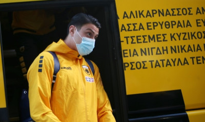 ΑΕΚ: Επαφή Κονέ με Νεντελτσεάρου - Ξεκαθαρίζει γιατί δεν γονάτισε