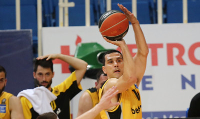 Ζήσης: «Δεν έχω αποφασίσει, αλλά αυτή μπορεί να ήταν η τελευταία μου στιγμή»