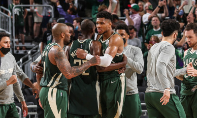 NBA: «Ζωντανοί» οι Μπακς κόντρα στους Νετς (photos+video)