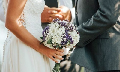 Έγινε το απόλυτο Viral στο γάμο της αδερφής της - Δεν θα πιστεύετε πως ντύθηκε