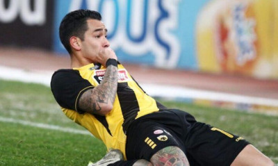 ΑΕΚ: Ασφυκτικό πρέσινγκ από Αραούχο σε Λας Πάλμας - Θέλει... Ελλάδα σαν τρελός (photos)