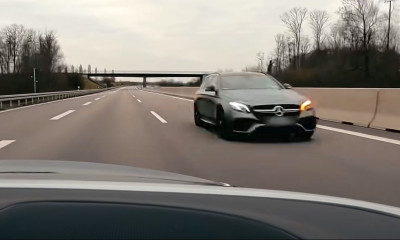 Πήγε να κάνει προσπέραση - Αυτό που είδε στο διπλανό αμάξι απλά δεν υπάρχει (photos)