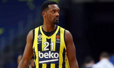 Φενέρμπαχτσε: Ανανέωσε με Πιέρ