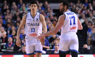 Μπασκόνια: Κοιτάζει τον Φοντέκιο