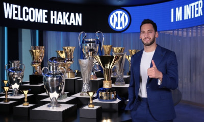 Ίντερ: Ανακοίνωσε και επίσημα τον Τσαλχάνογλου