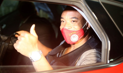 Ολυμπιακός: Στην Αθήνα ο Κουντέ - «Χαρούμενος που ήρθα» (photos)