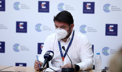 Άρση μέτρων - Χαρδαλιάς: Όλες οι αλλαγές σε εστίαση, απαγόρευση κυκλοφορίας, παραλίες, γάμους