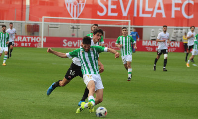 Αστέρας Τρίπολης: Βρήκε τον αντί-Κώτσιρα για το δεξί άκρο της άμυνας (photos+video)