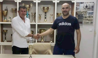 ΟΦΑΜ: Ανανέωσε με Σιδερόπουλο