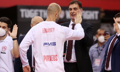 Ολυμπιακός: Μπαρτζώκας, Πρίντεζης, Παπανικολάου και Σλούκας μιλούν για τον Βασίλη Σπανούλη