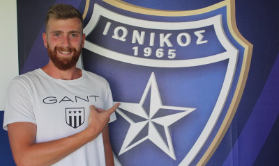 Ιωνικός: Υπέγραψε κι ανακοινώθηκε ο Βαφέας (photos)