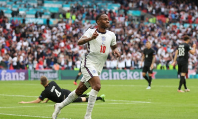 Μάντσεστερ Σίτι: «Δένει» Στέρλινγκ