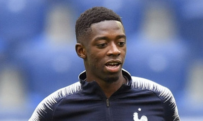 Σάλος με ρατσιστικά σχόλια του Ντεμπελέ για Ασιάτες: «Όλες αυτές οι άσχημες φάτσες»