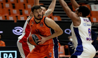 Μπαρτσελόνα: Φουλ για Κάλινιτς - Πως... επηρεάζει Παπαπέτρου