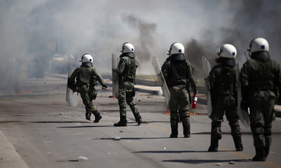 Έπεσαν μαχαιριές στη Χαλκιδική - Σοβαρό οπαδικό επεισόδιο, δύο τραυματίες (photos)