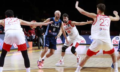 Ελλάδα: Δράμα… στην Τουρκία - «Μας τελείωσαν Σλούκας και Καλάθης» (photos+video)