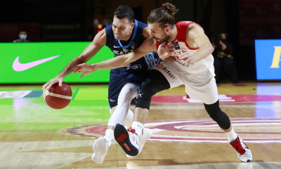 Σλούκας: «Από τους κορυφαίους σέντερ στην Ευρώπη ο Παπαγιάννης»