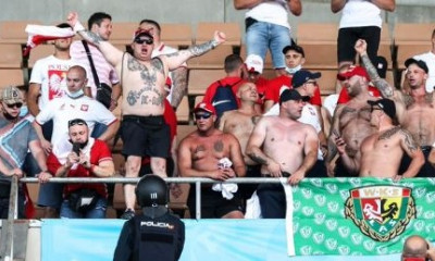 Euro 2020: Σύγκρουση χούλιγκαν απέτρεψε η αστυνομία – Βρέθηκαν μαχαίρια! (photos)