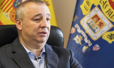 Λας Πάλμας: «Σε συζητήσεις με την ΑΕΚ για τον Αραούχο»