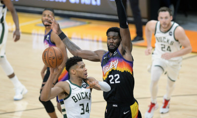 NBA: Μυθικό ρεκόρ από Αντετοκούνμπο - Έγραψε ιστορία ο Γιάννης (photos+video)