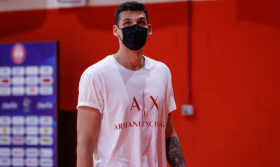 Αρμάνι Μιλάνο: Πρώτη για Μήτογλου και... Μέλι