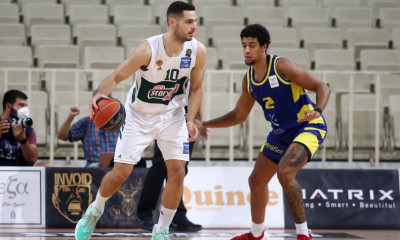 Παναθηναϊκός ΟΠΑΠ: Τα συγχαρητήρια των ποδοσφαιριστών στον Παπαπέτρου! (photos)