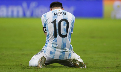 Copa America: Τρελάθηκε με την κούπα ο Μέσι - Η αποκάλυψη του Σκαλόνι (videos+photos)