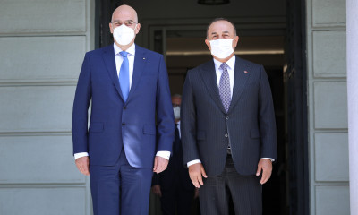 Eπικοινωνία Δένδια-Τσαβούσογλου για το «μπλόκο» στη Γαλατασαράι