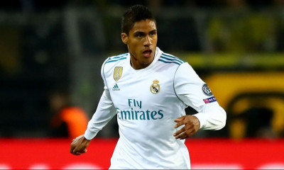 Μάντσεστερ Γιουνάιτεντ: Ρίχνει «βόμβα» με Βαράν (photos)