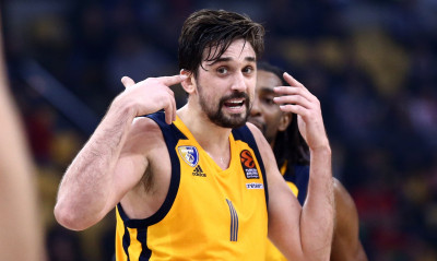 Ταράζει τα νερά της Euroleague - Συμφώνησε και υπογράφει ο Σβεντ