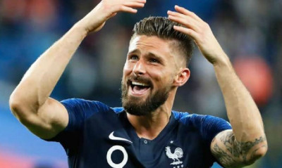 Μίλαν: Μια ανάσα από τον Ζιρού