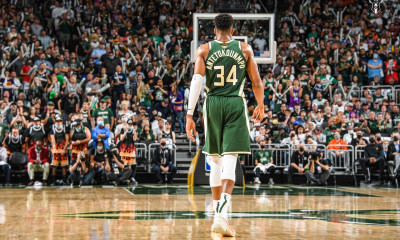 Ο Γιάννης Αντετοκούνμπο γράφει ιστορία στο ΝΒΑ