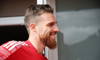 Ολυμπιακός: Επίσημα στη Γουλβς ο Ζοσέ Σα - Υπέγραψε για πέντε χρόνια