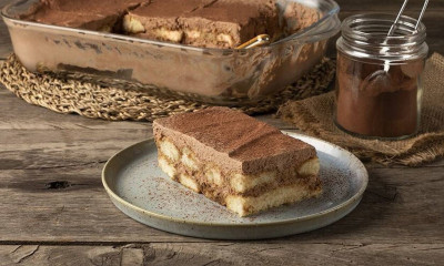 Άκης Πετρετζίκης: Τιραμισού σοκολάτας