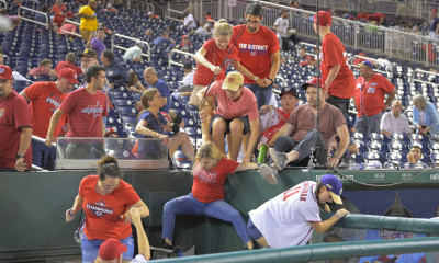 Χάος στις ΗΠΑ: Πυροβολισμοί και τραυματίες σε γήπεδο μπέιζμπολ (photos)