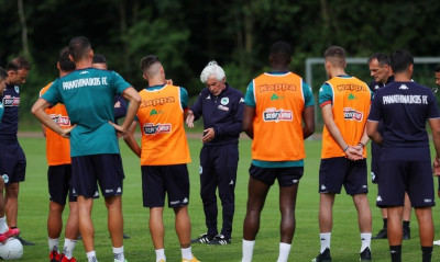 Παναθηναϊκός: Μαθήματα… χτισίματος επίθεσης, μέρος της προπόνησης ο Κουρμπέλης! (Video+Photos)