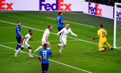 Euro 2020: Απίστευτο, έπαιζε με σπασμένα πλευρά για τέσσερα ματς! (Photos)