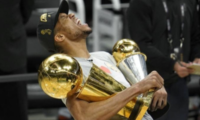 Μπιλ Ράσελ: «Δεν μπορώ να πω το επώνυμο σου, αλλά συγχαρητήρια Γιάννη για το MVP»